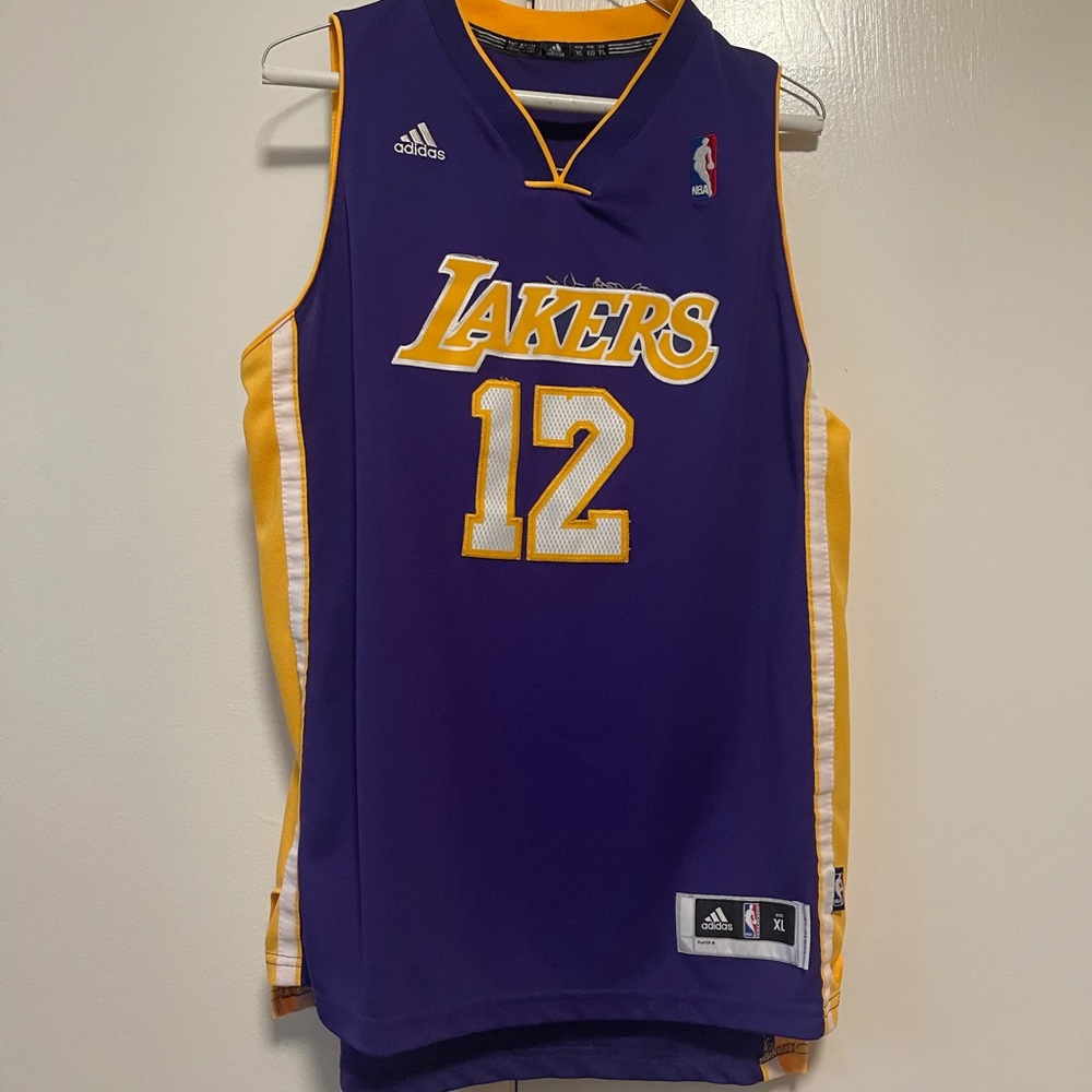 Dwight Howard Lakers Jersey Youth XL (fits like men’s M)